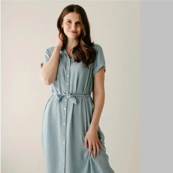 Chambray Button-Up Midi Dress in Light Wash - Picture 1 of 7
